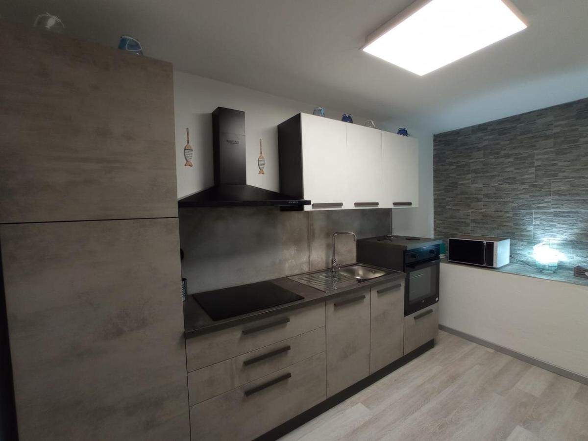Villaggio Est Affittacamere San Teodoro  Buitenkant foto